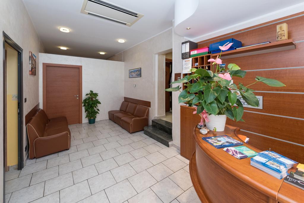 Hotel Santa Maria فينالي ليغوري المظهر الخارجي الصورة