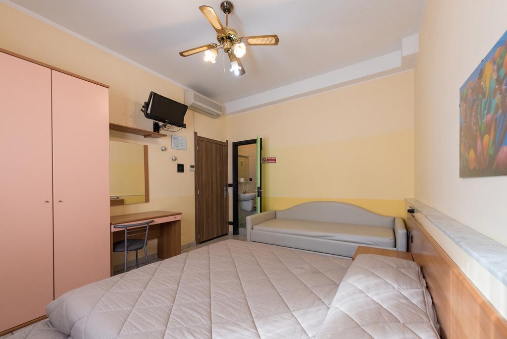 Hotel Santa Maria فينالي ليغوري المظهر الخارجي الصورة
